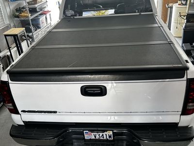 EXTANG TRUCK BED COVER
