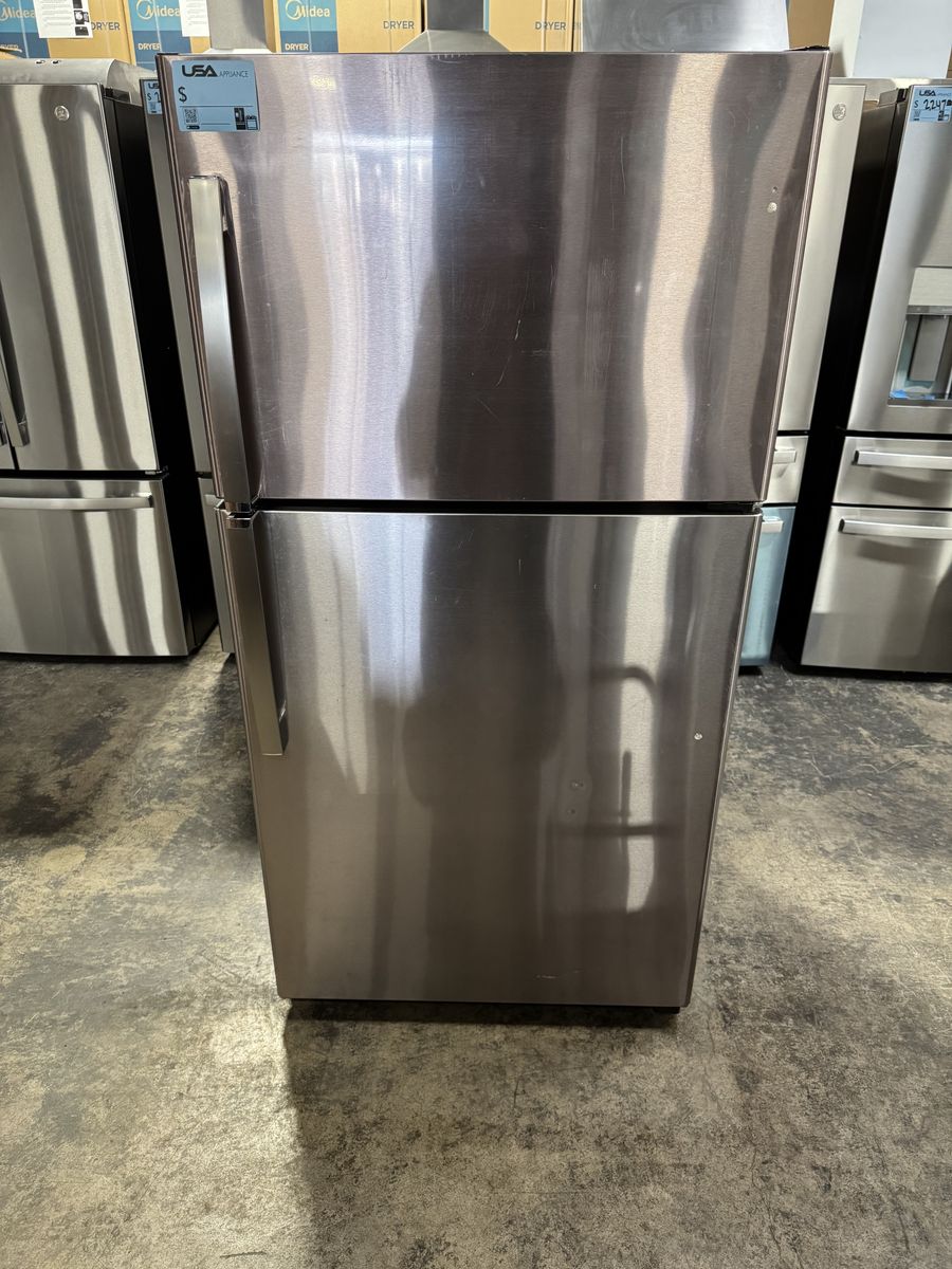 GE TOP FREEZER REFRIGERATOR