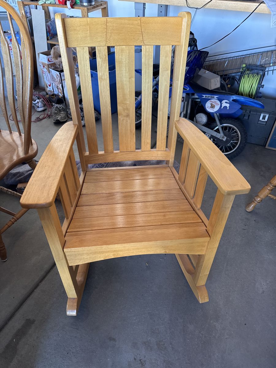 Nice Pine Rocking Chair