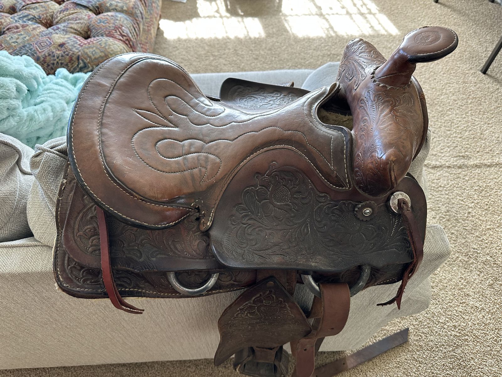 Western saddle