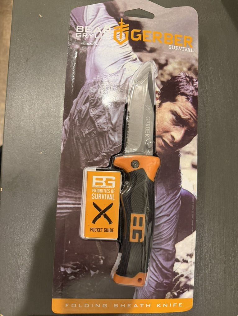 Gerber Bear Grylls Folding Survival Knife