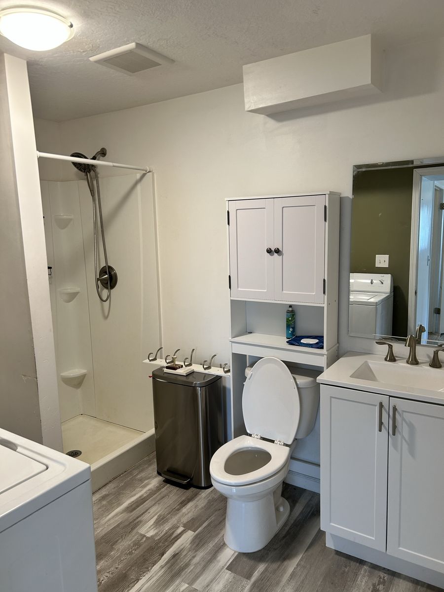 Main image 5