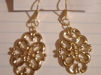Avon earrings