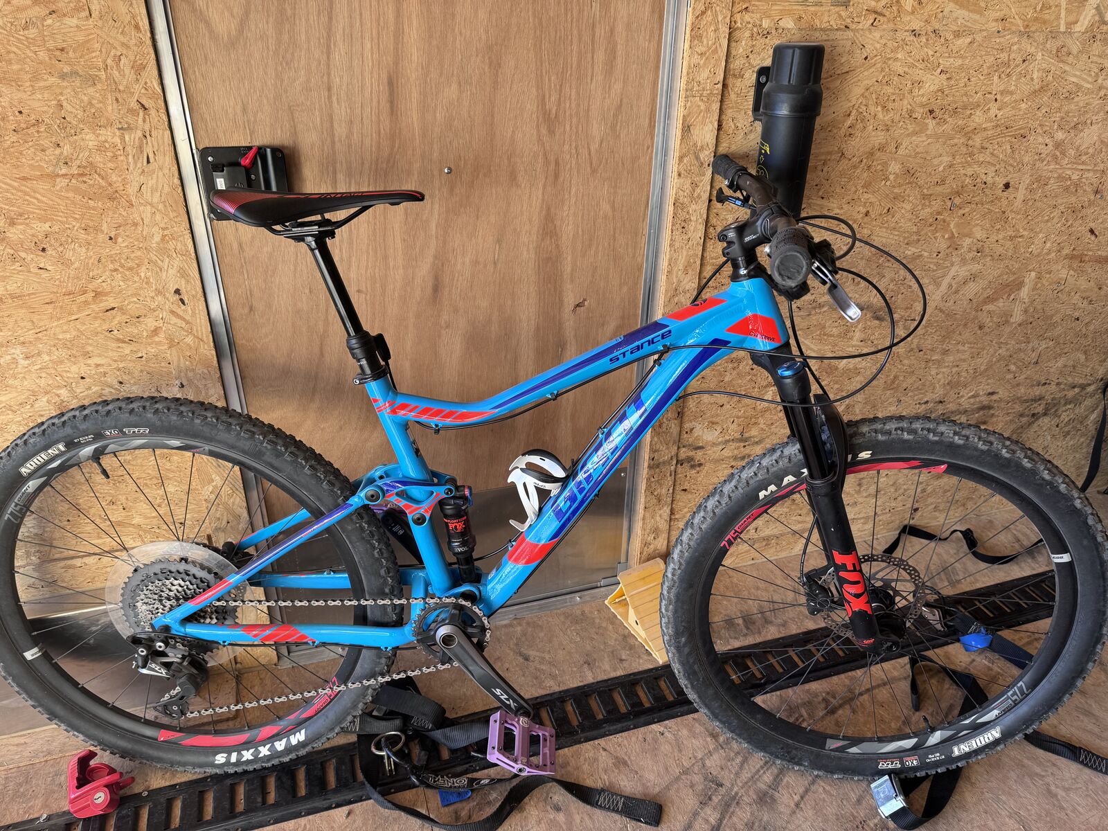 Giant Stance Medium Frame