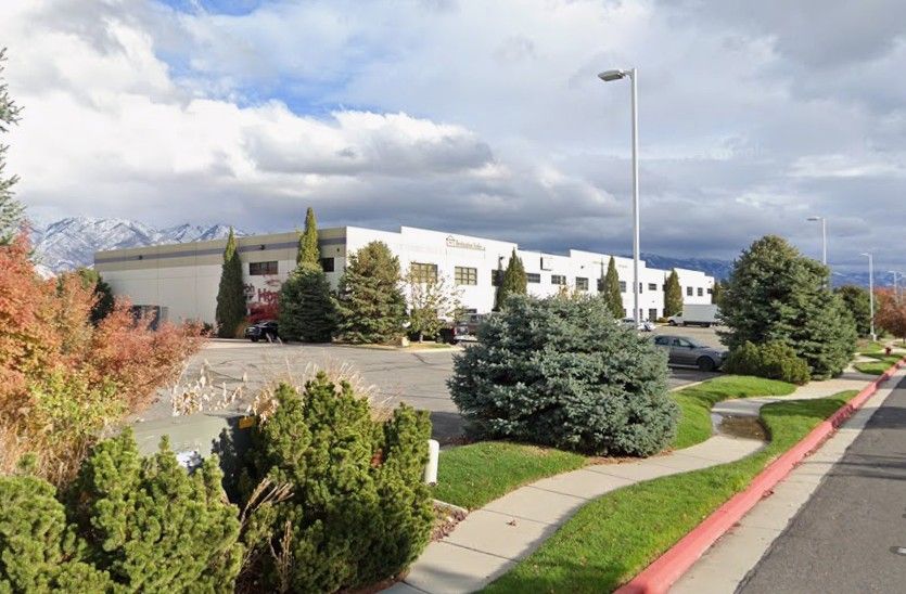 Layton Industrial Space For Sale | 11,392 SF