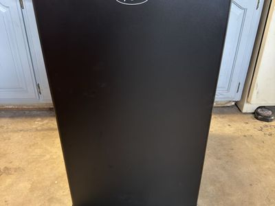 Mini fridge
