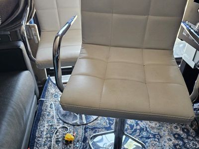 Adjustable White Quilted Faux Leather Bar Stool with Chrome Base - Swivel Counter Height Chair