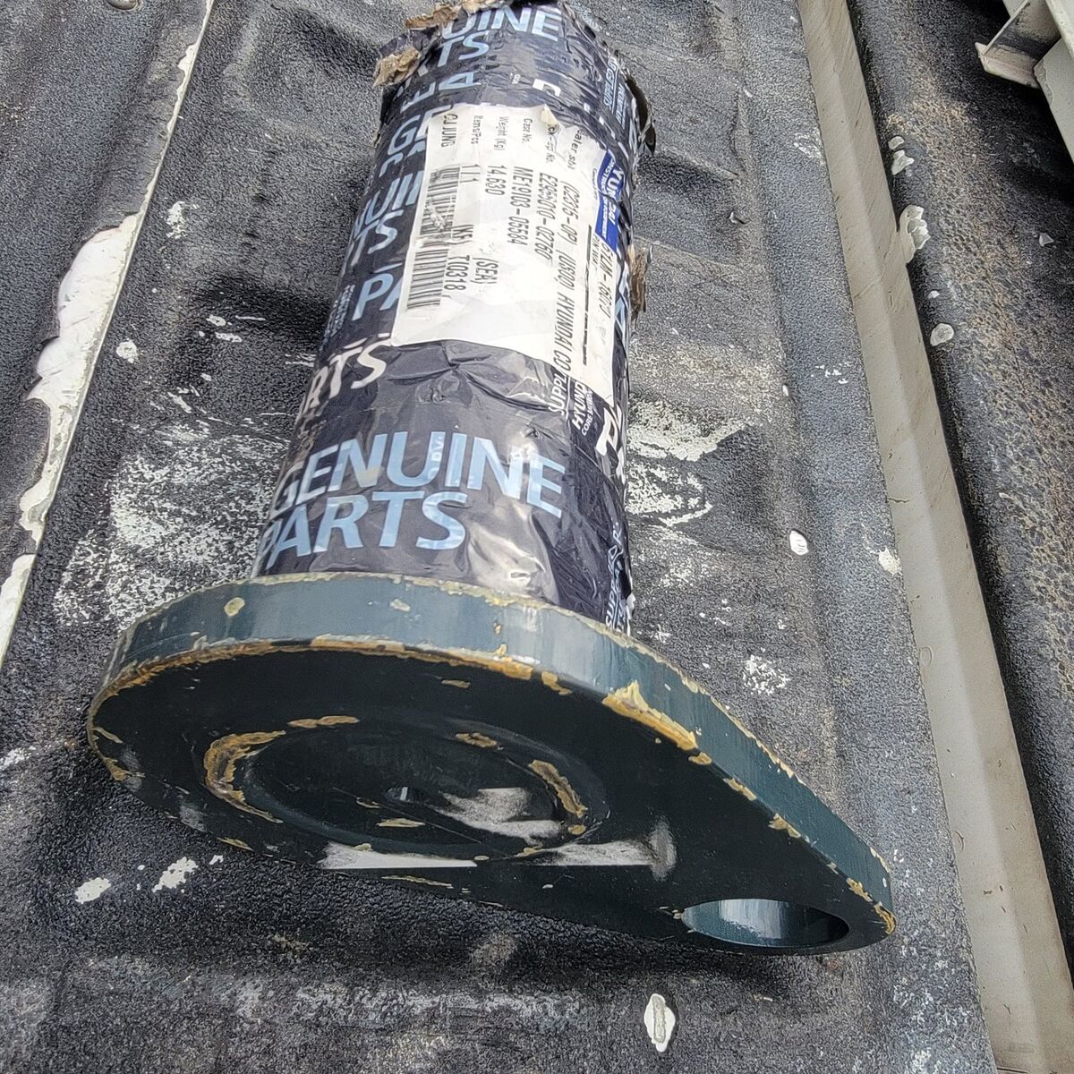 Hyundai heavy equipment pin..