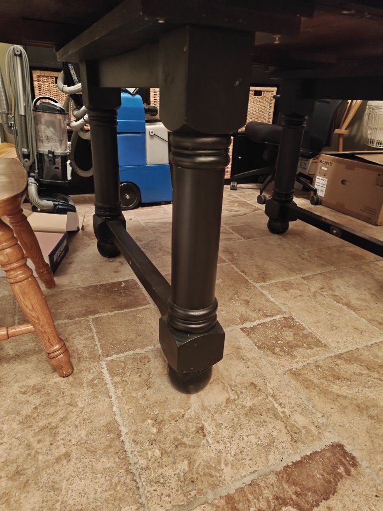 Main image 7