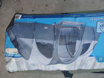 Northwest Territory Eagle River 8-person quick camp tent. 18'L x10'Wx6'.6 H