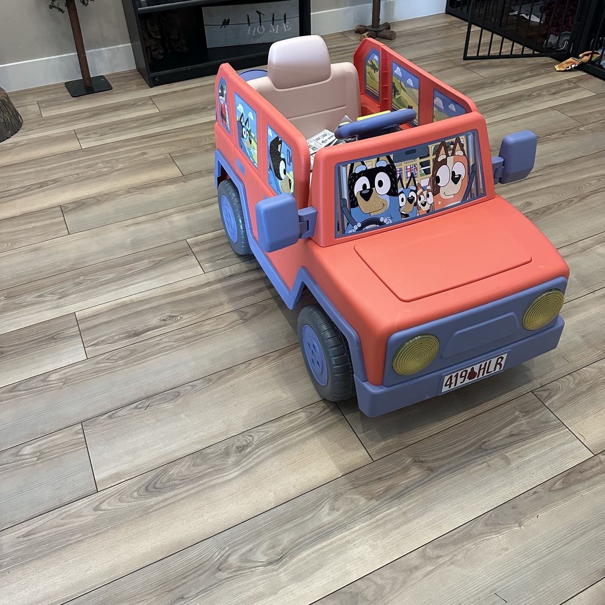 Bluey 12-Volt Ride On Car