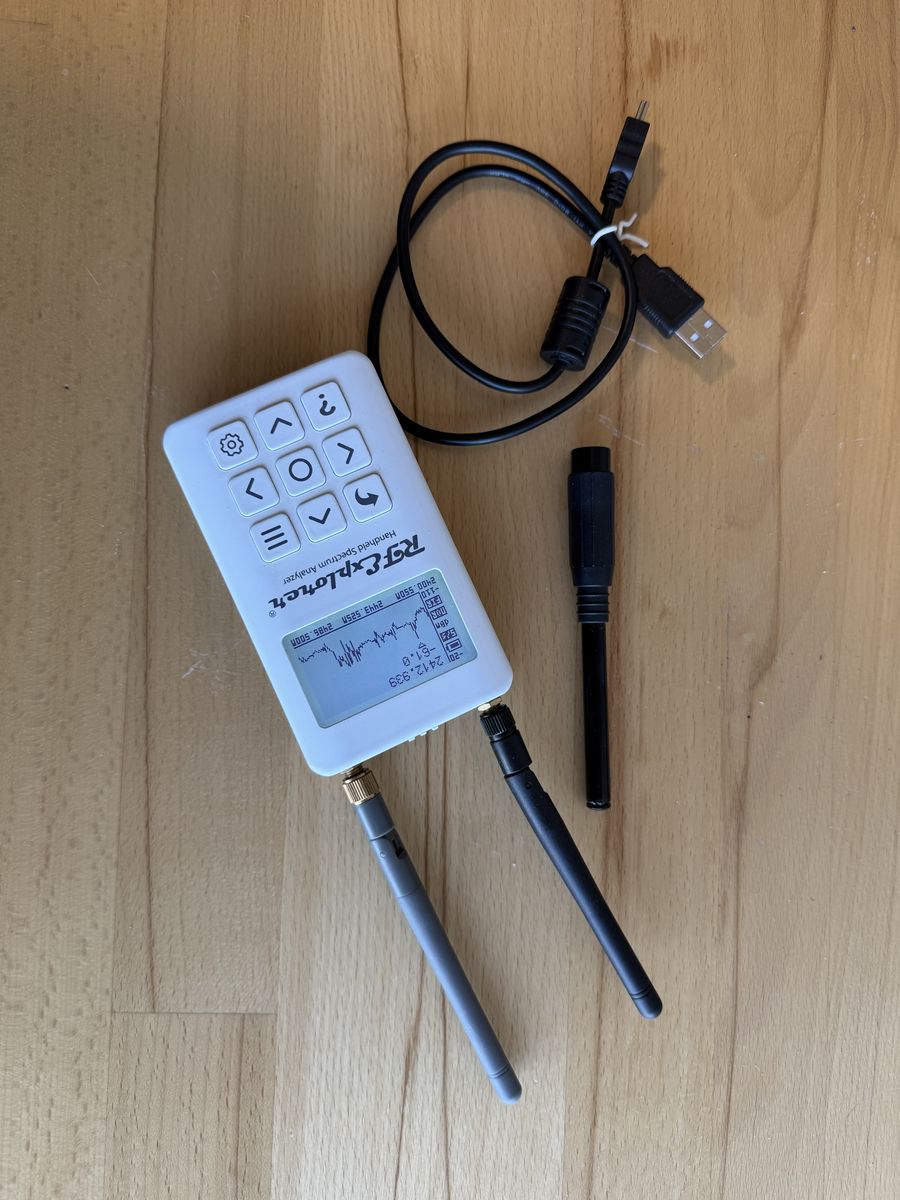 RF-Explorer Spectrum/Frequency analyzer 6G