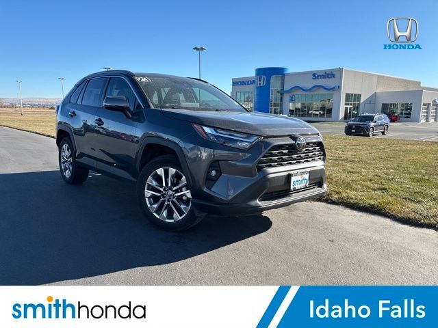 2023 Toyota RAV4 XLE Premium