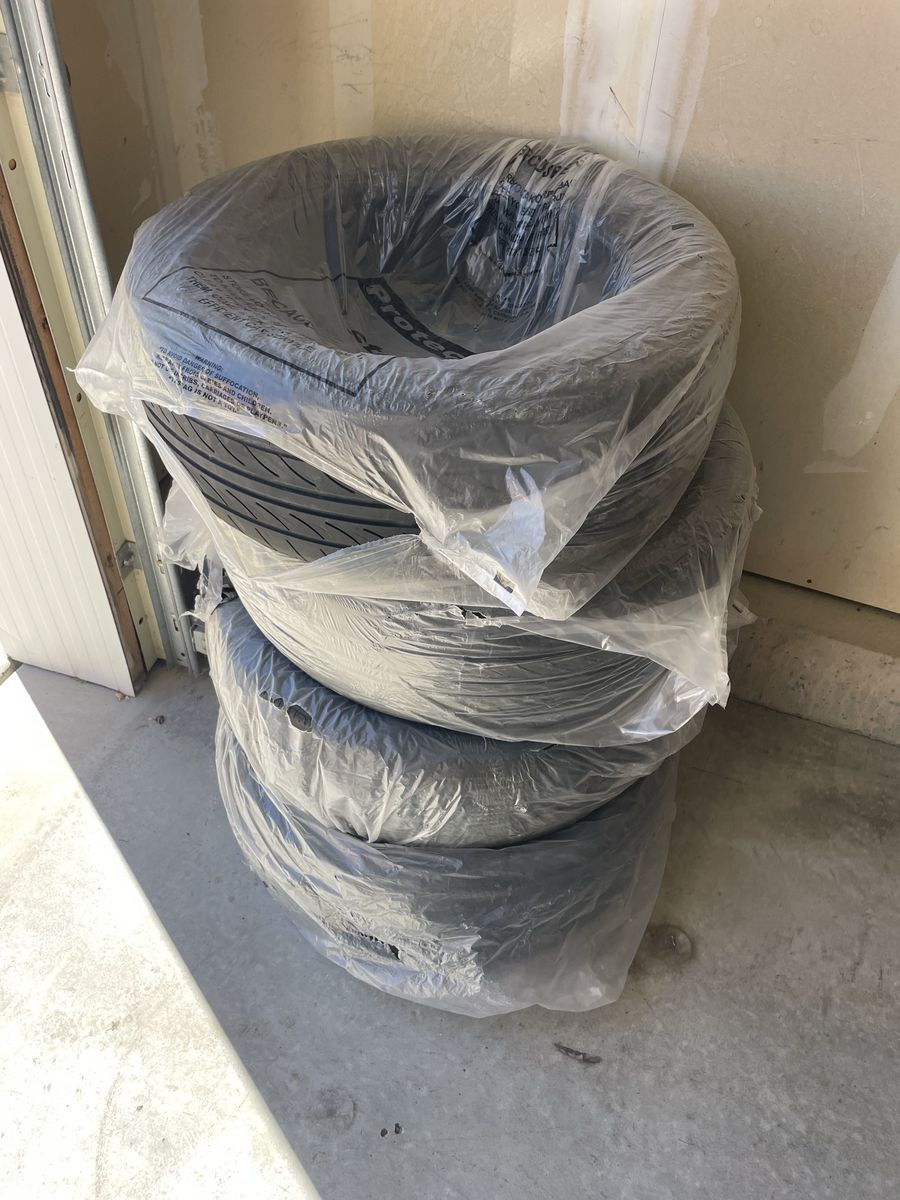 Set of 4 Car Confidence C3 Tires (225/60R17 99H)