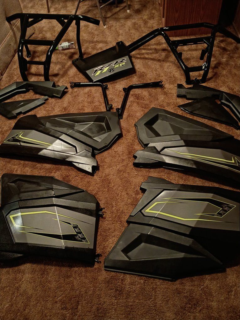 Polaris RZR XP 1000 Black/Yellow Half Doors - Side-by-Side UTV Accessory. Front and rear bumpers. READ THE DESCRIPTION!