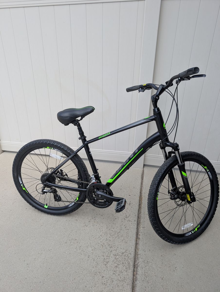 Giant Sedona Hybrid Bike - New
