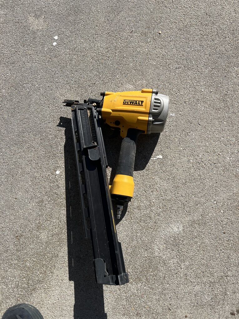 Dewalt Pneumatic Framing, Nail Gun