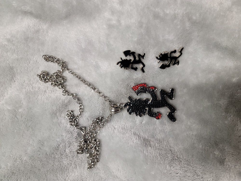 necklace and earrings