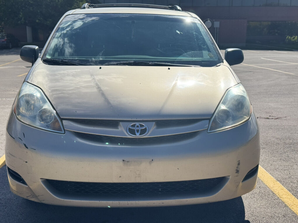2006 TOYOTA SIENNA LE
