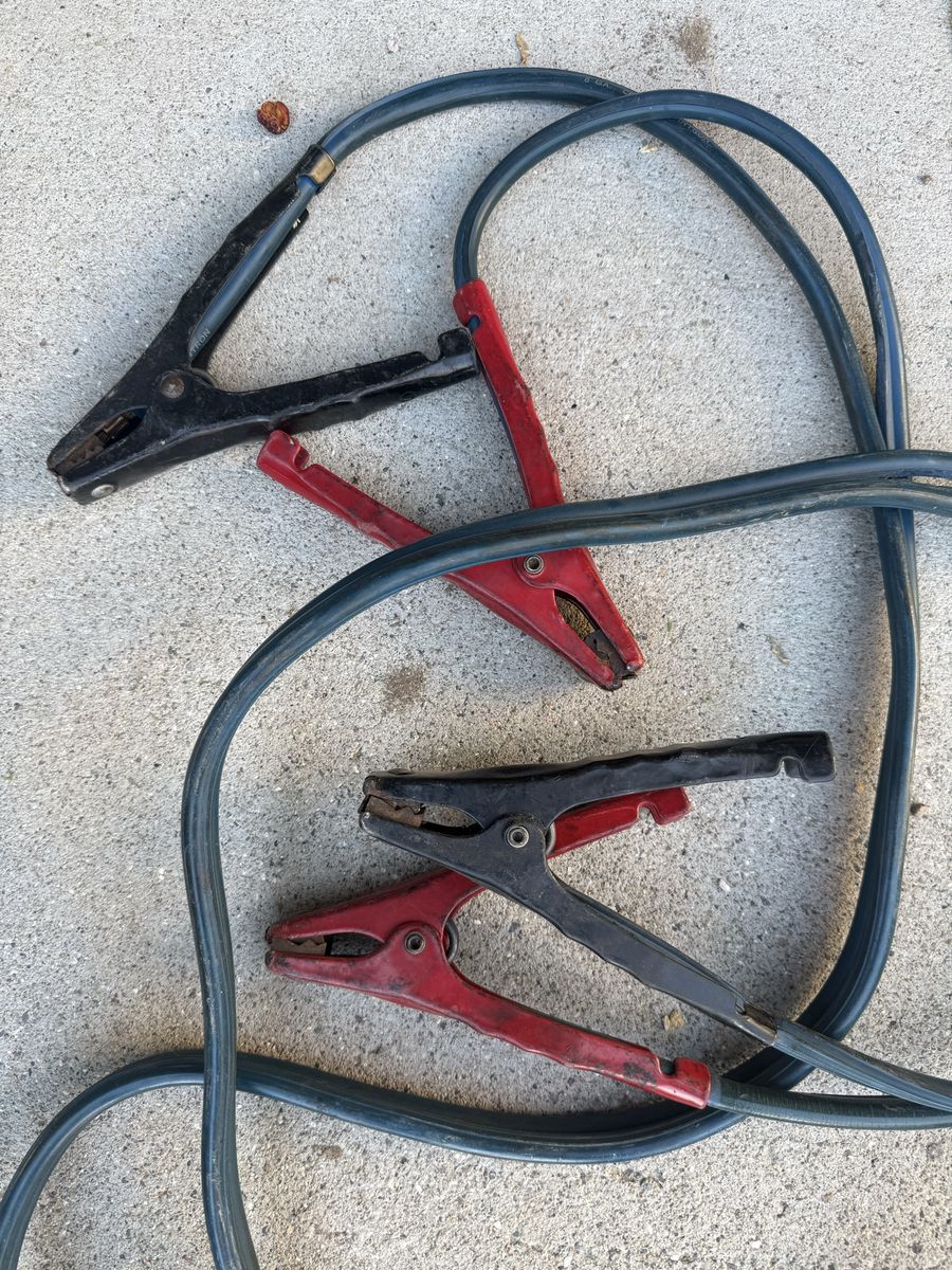 12’ Jumper cables