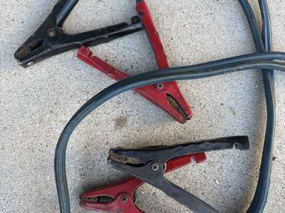 12’ Jumper cables