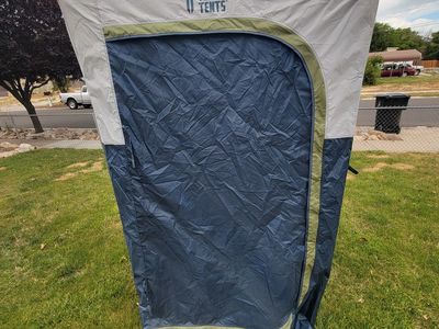 Territory Shower Tent