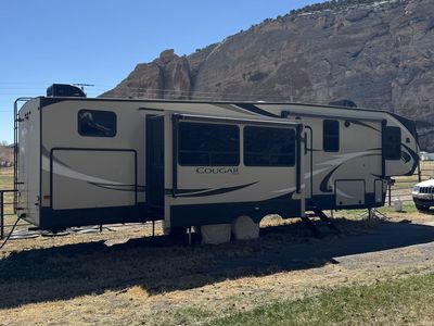 2019 Keystone Cougar 369BHS