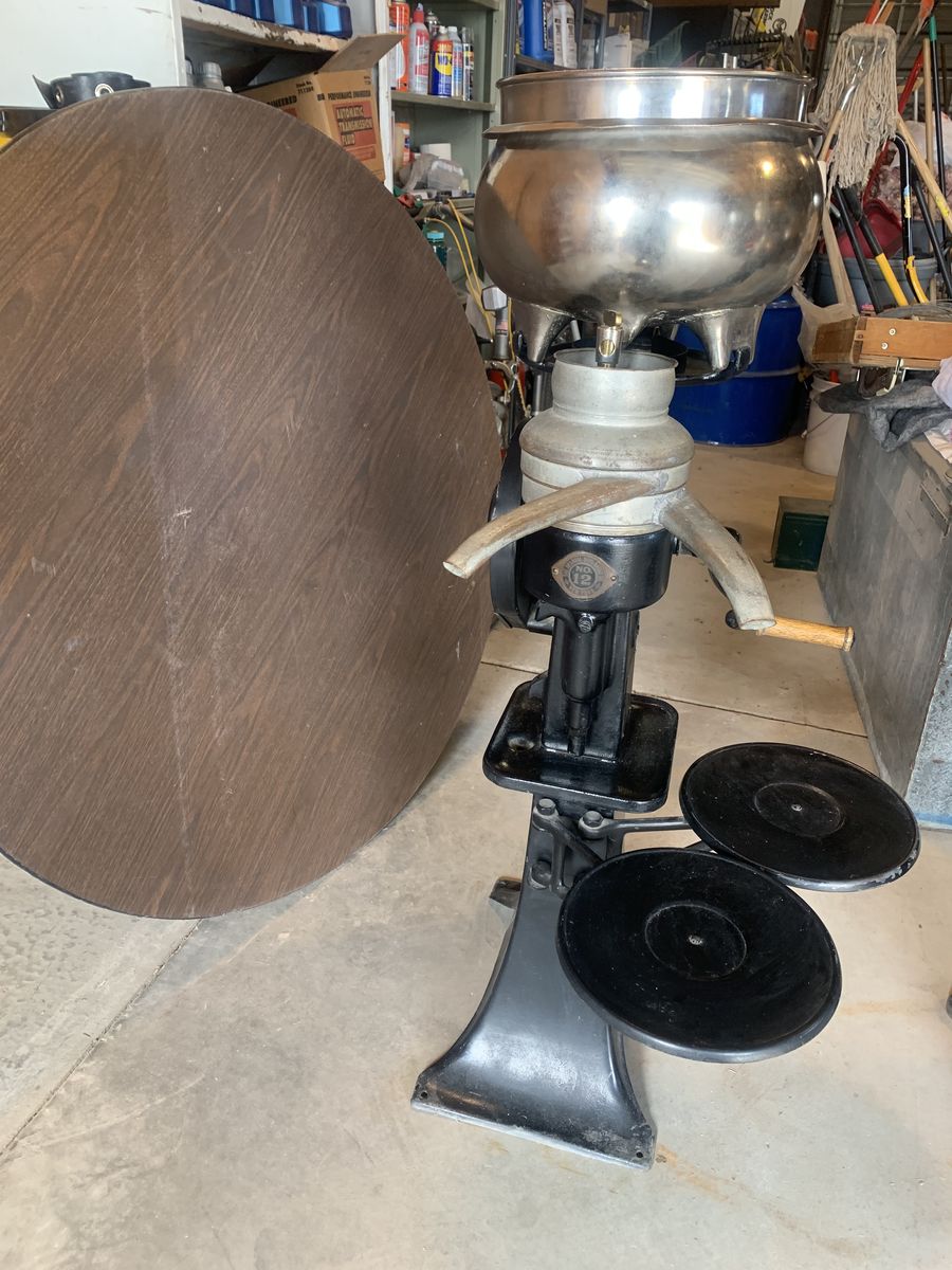 1913' DELAVAL CREAM SEPARATOR