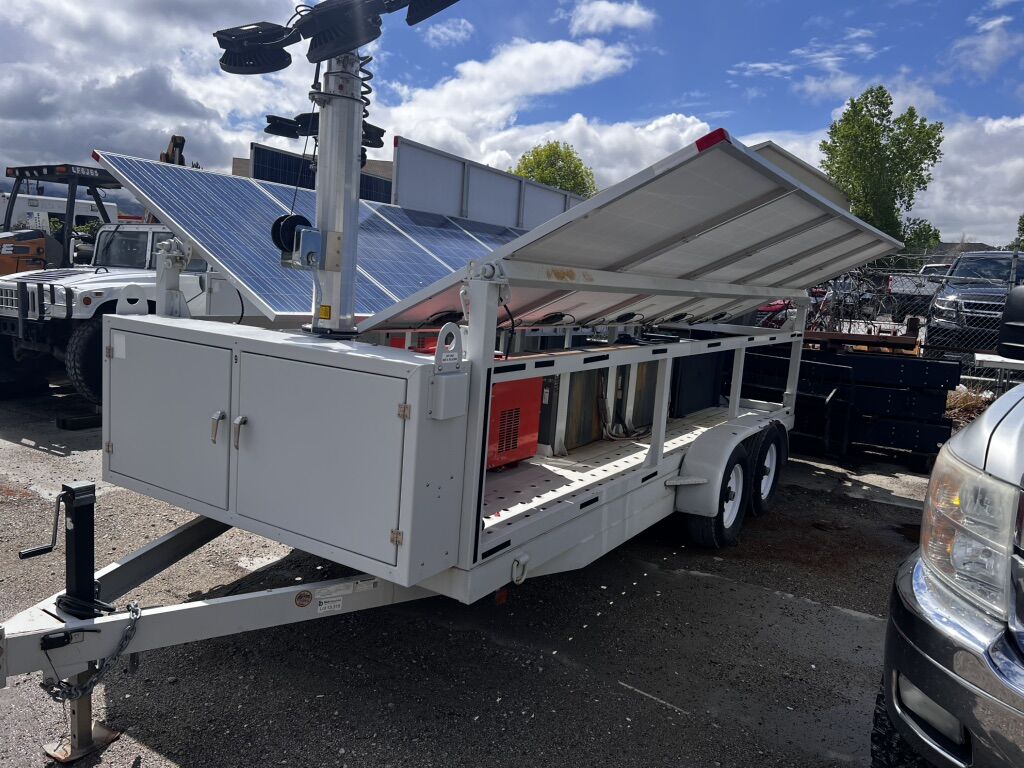 Solar Trailer Power Station