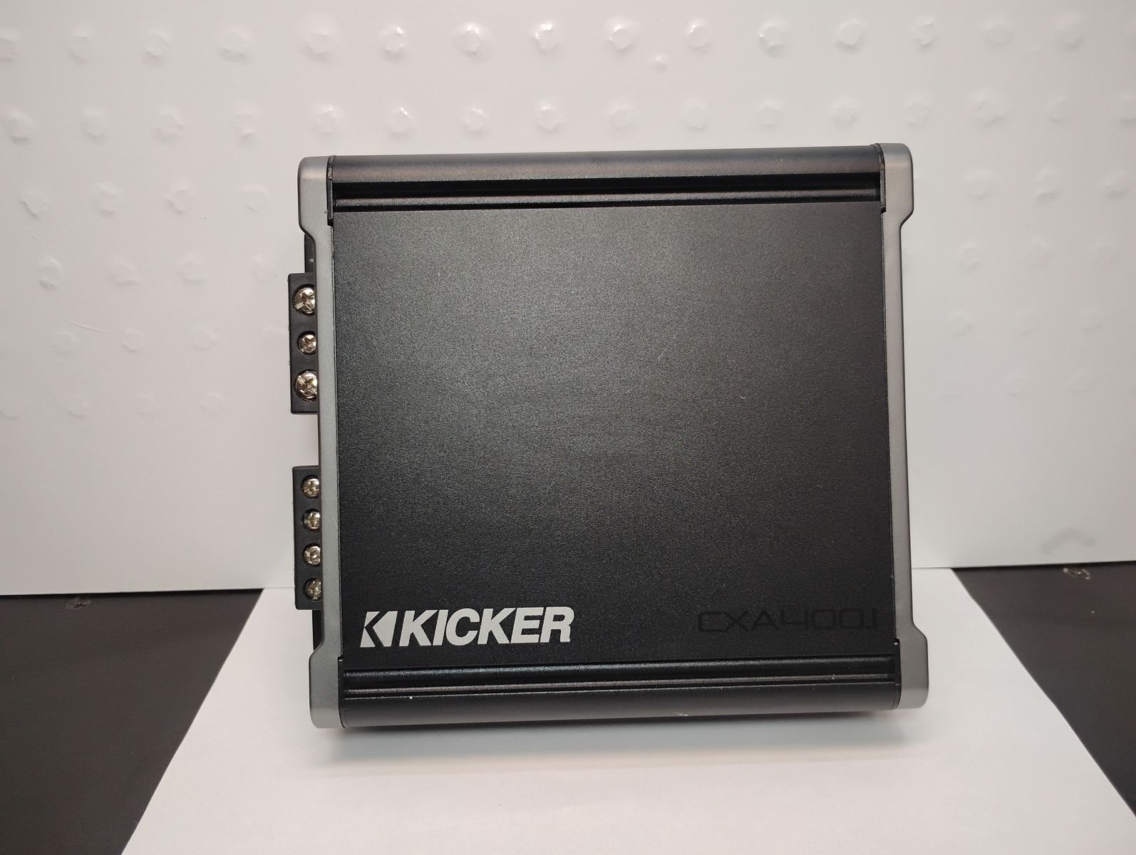 Kicker CXA 400.1 Ultra-Compact, 1-Channel Class-D 150-400 watt Subwoofer Car Amplifier