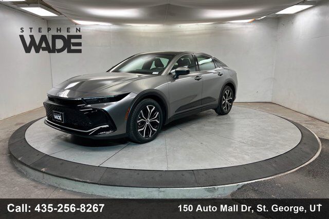 2025 TOYOTA CROWN XLE