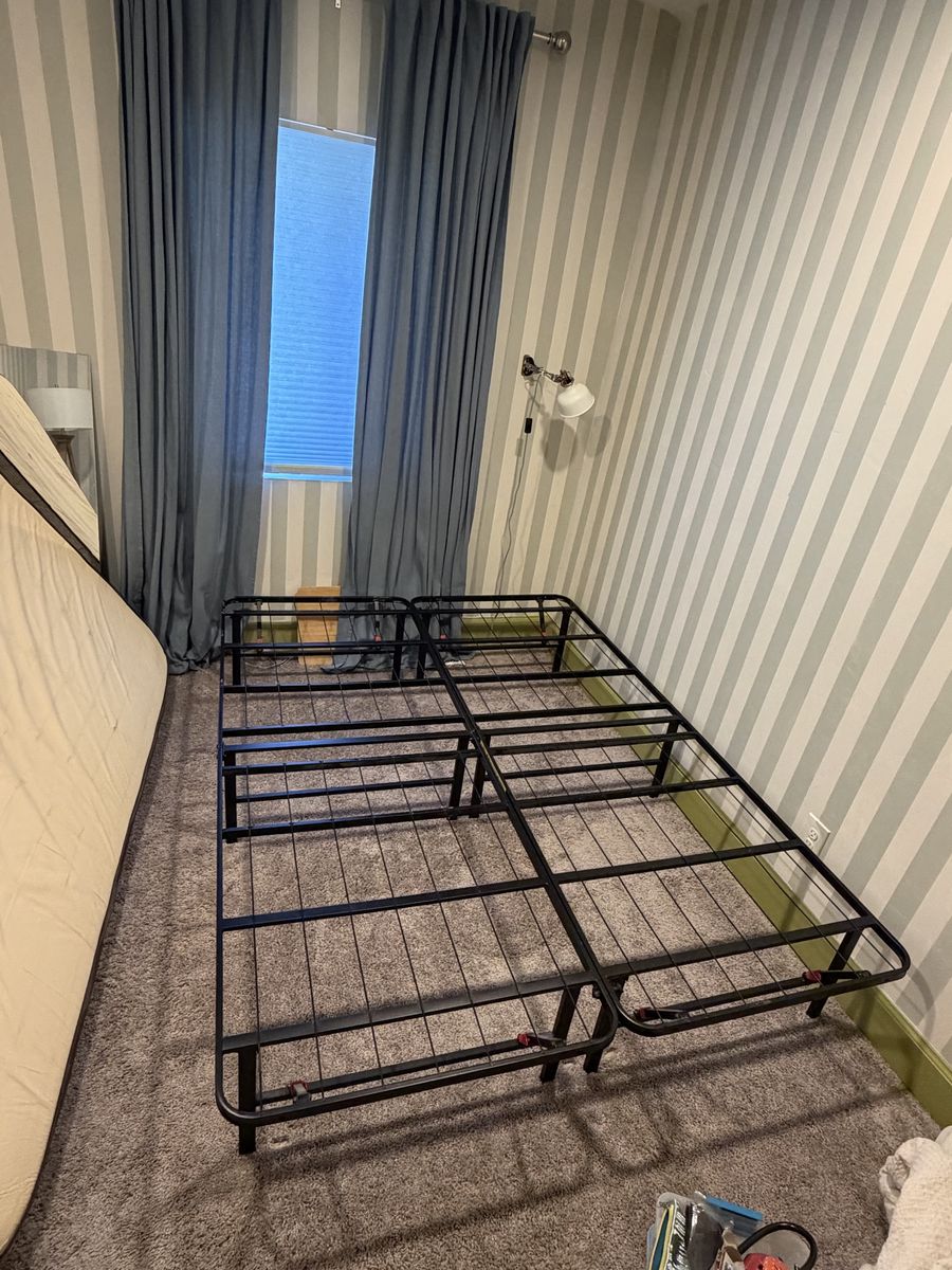 Queen Size Metal Platform Bed Frame - Amazon Basics, Foldable, Guest Room Used