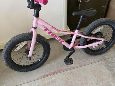 Trek Precaliber 16 Pink Kid's Bike