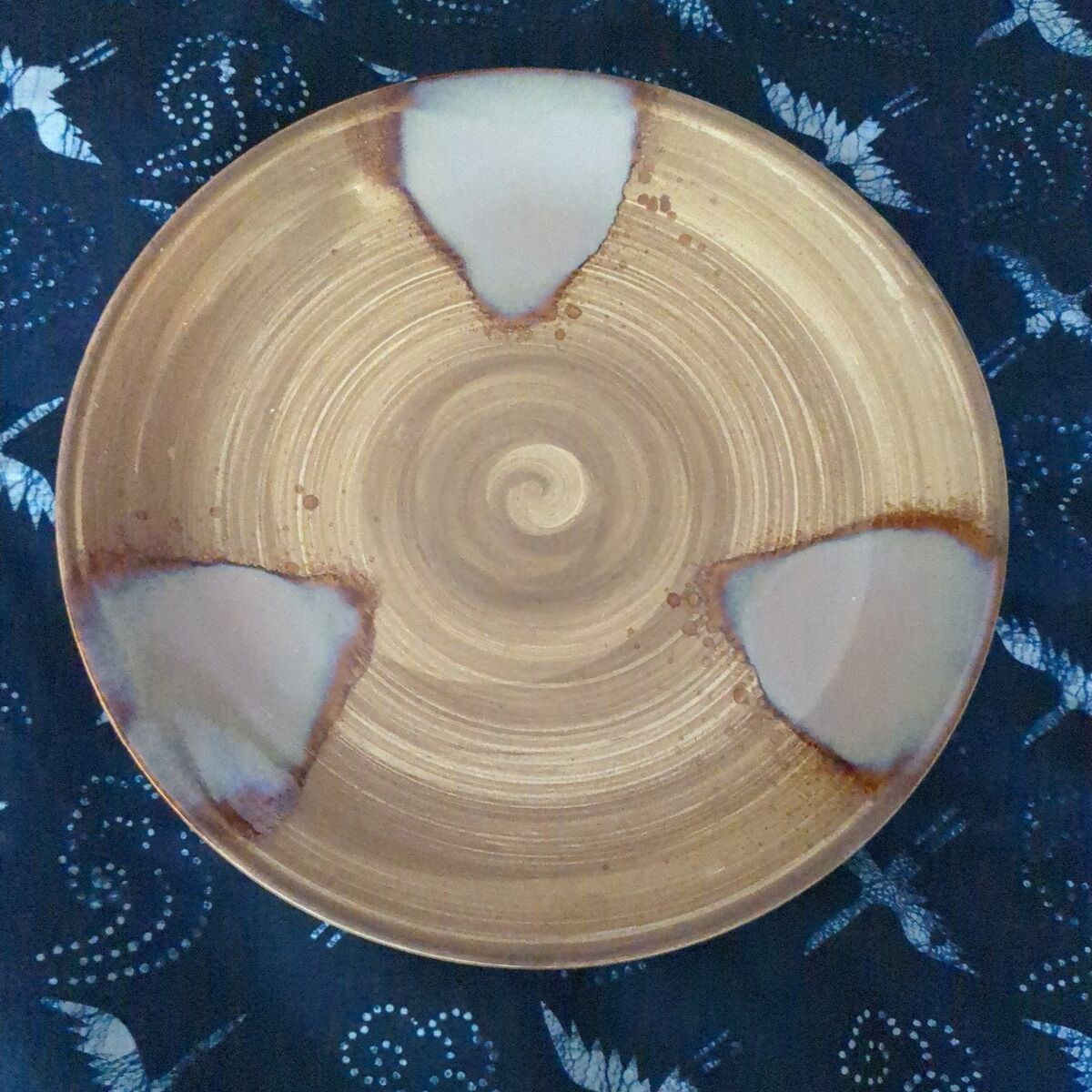 Sango Splash chop plate