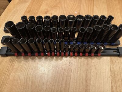 Westward socket set