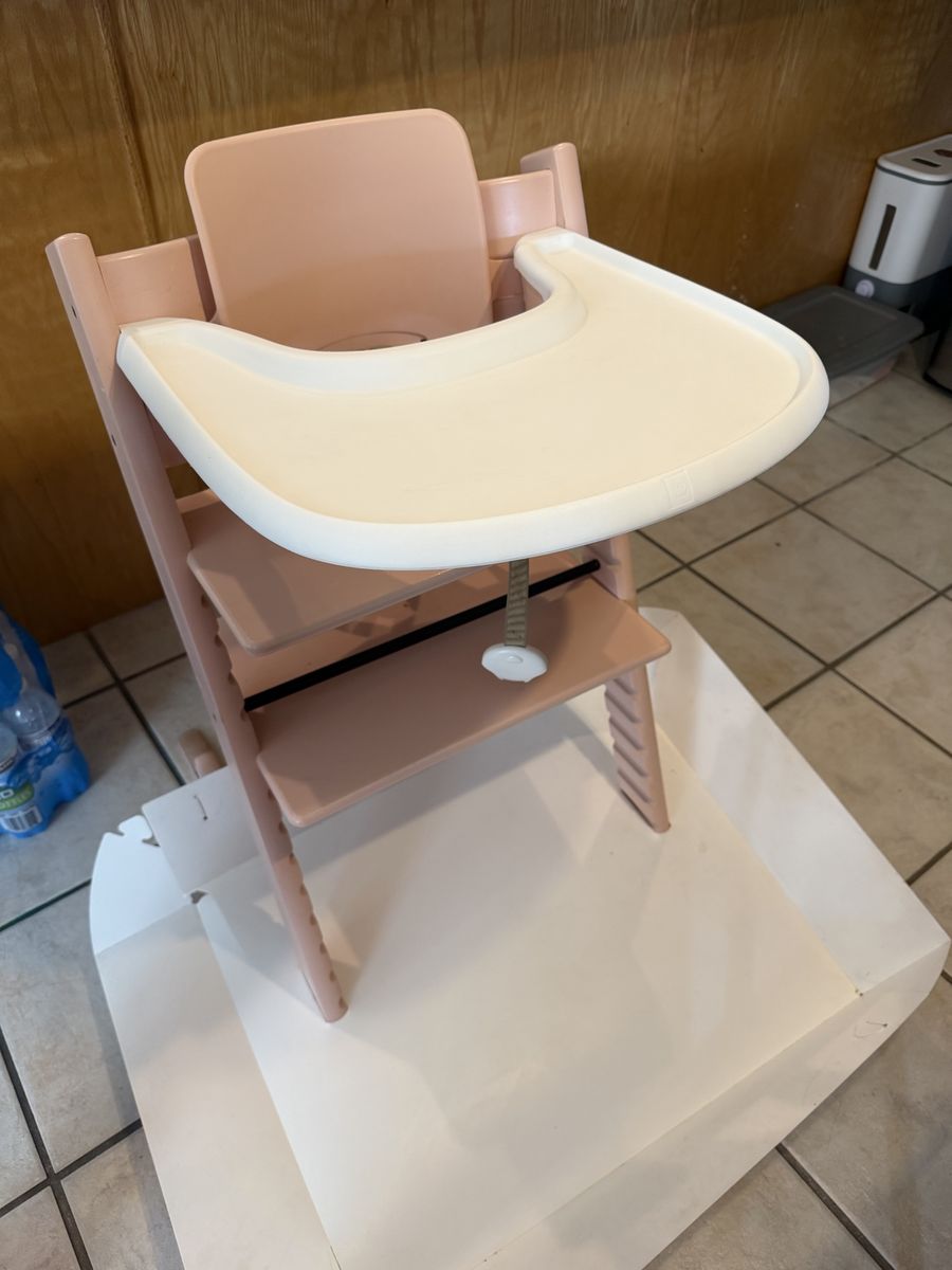Tripp Trapp High Chair with Catchy, food catcher