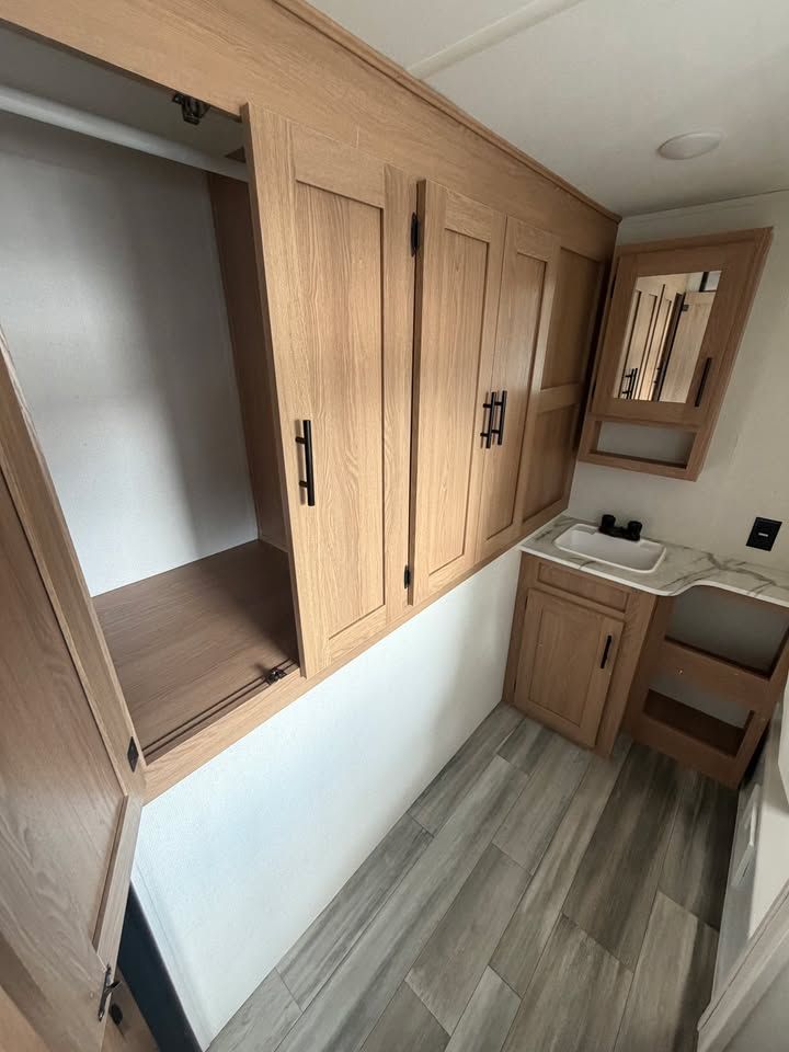Main image 14