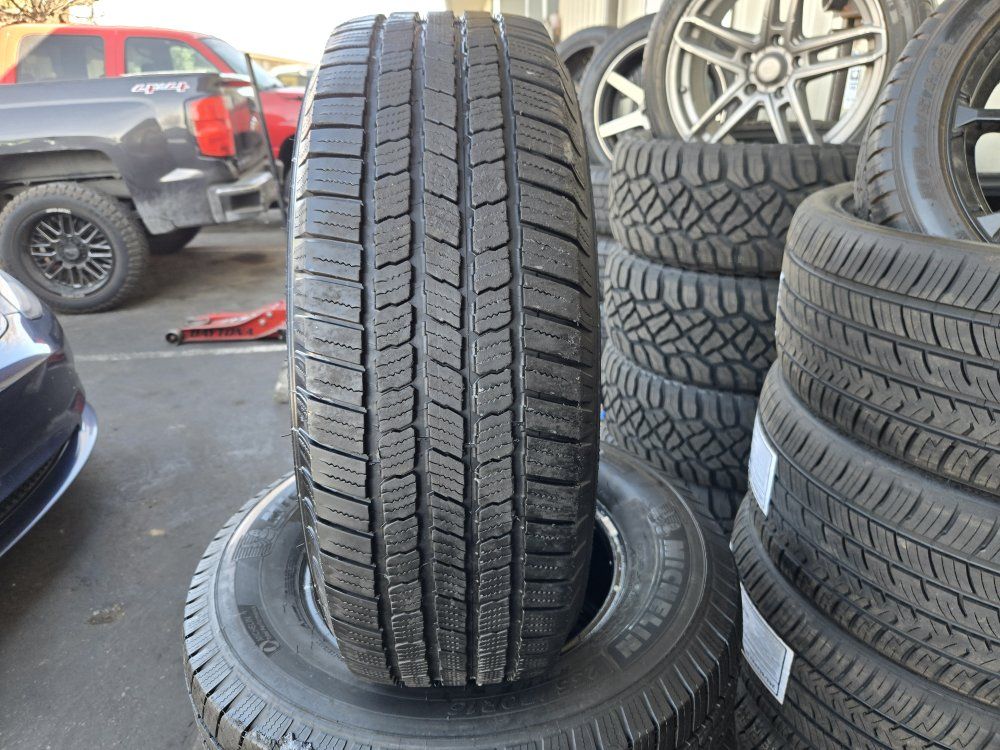 SET 235/70R16 MICHELIN DEFENDER LTX M/S