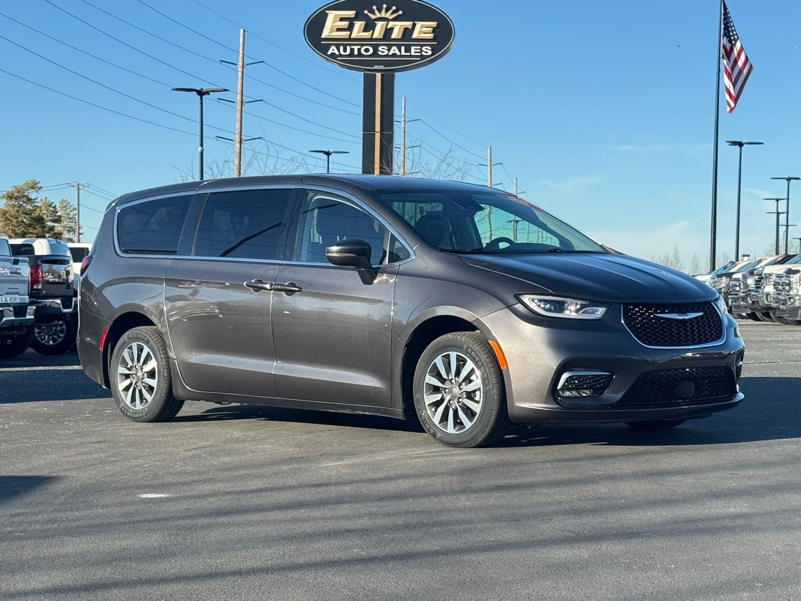 2022 CHRYSLER PACIFICA Touring L