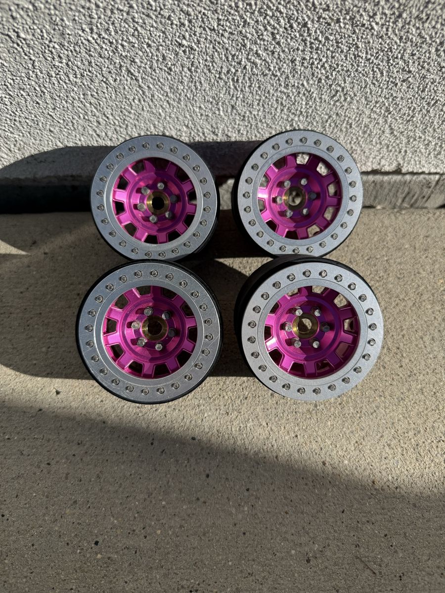 Vanquish 2.2 KMC Tanks BCA edition