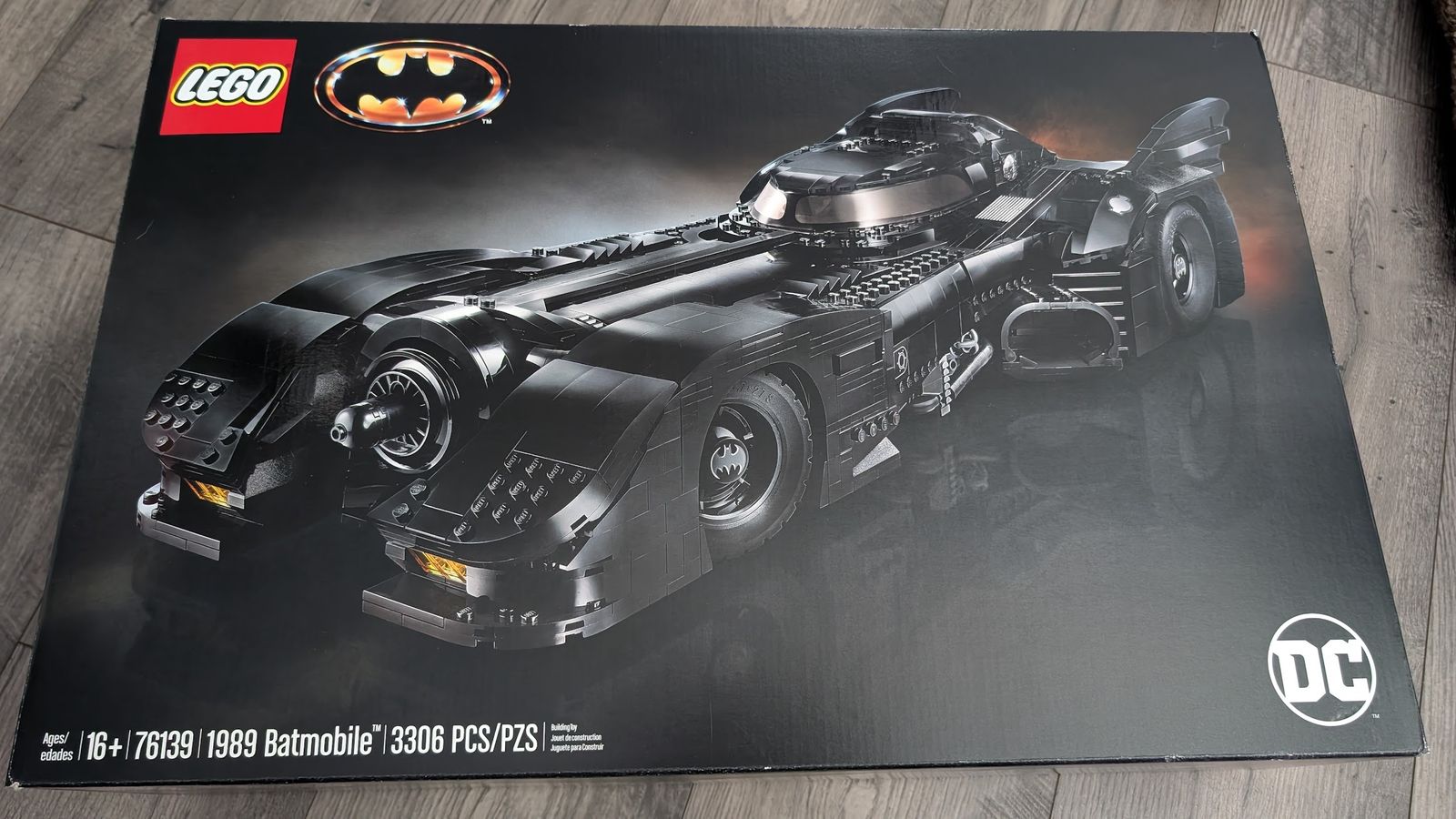 LEGO 1989 Batmobile #76139