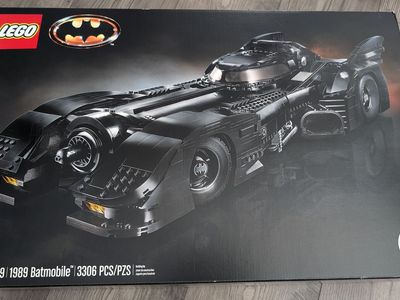 LEGO 1989 Batmobile #76139