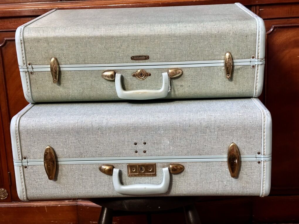set Of Vintage Samsonite hard Shell Luggage