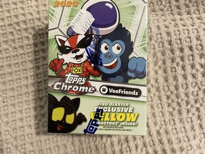 2026 Topps Chrome VeeFriends Blaster Box - Find Exclusive Yellow Refractors!