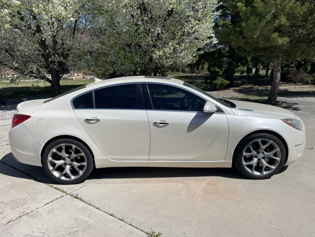 2012 Buick Regal 