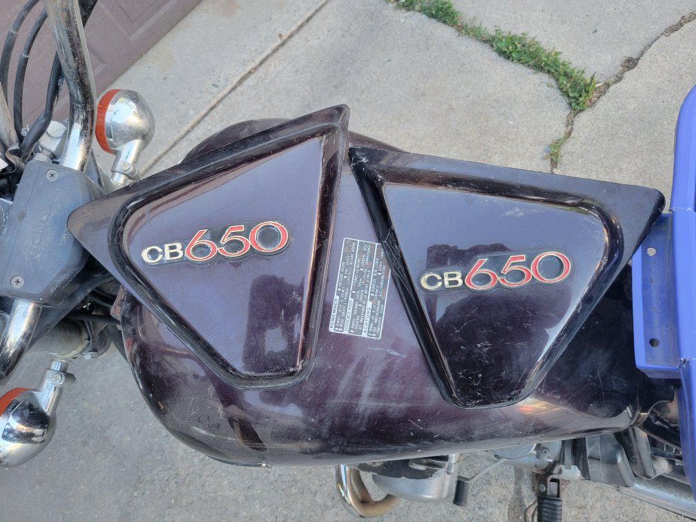 Vintage Honda CB650 Motorcycle - Project Bike, Unspecified Condition, Classic Cafe Racer Potential