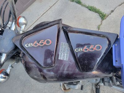 Vintage Honda CB650 Motorcycle - Project Bike, Unspecified Condition, Classic Cafe Racer Potential