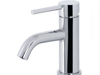 Kingston Brass Faucet - New