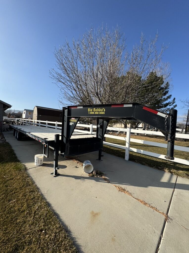 2016 Big Bubba Gooseneck Trailer