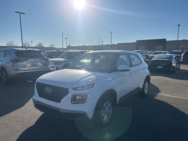 2025 Hyundai Venue SE